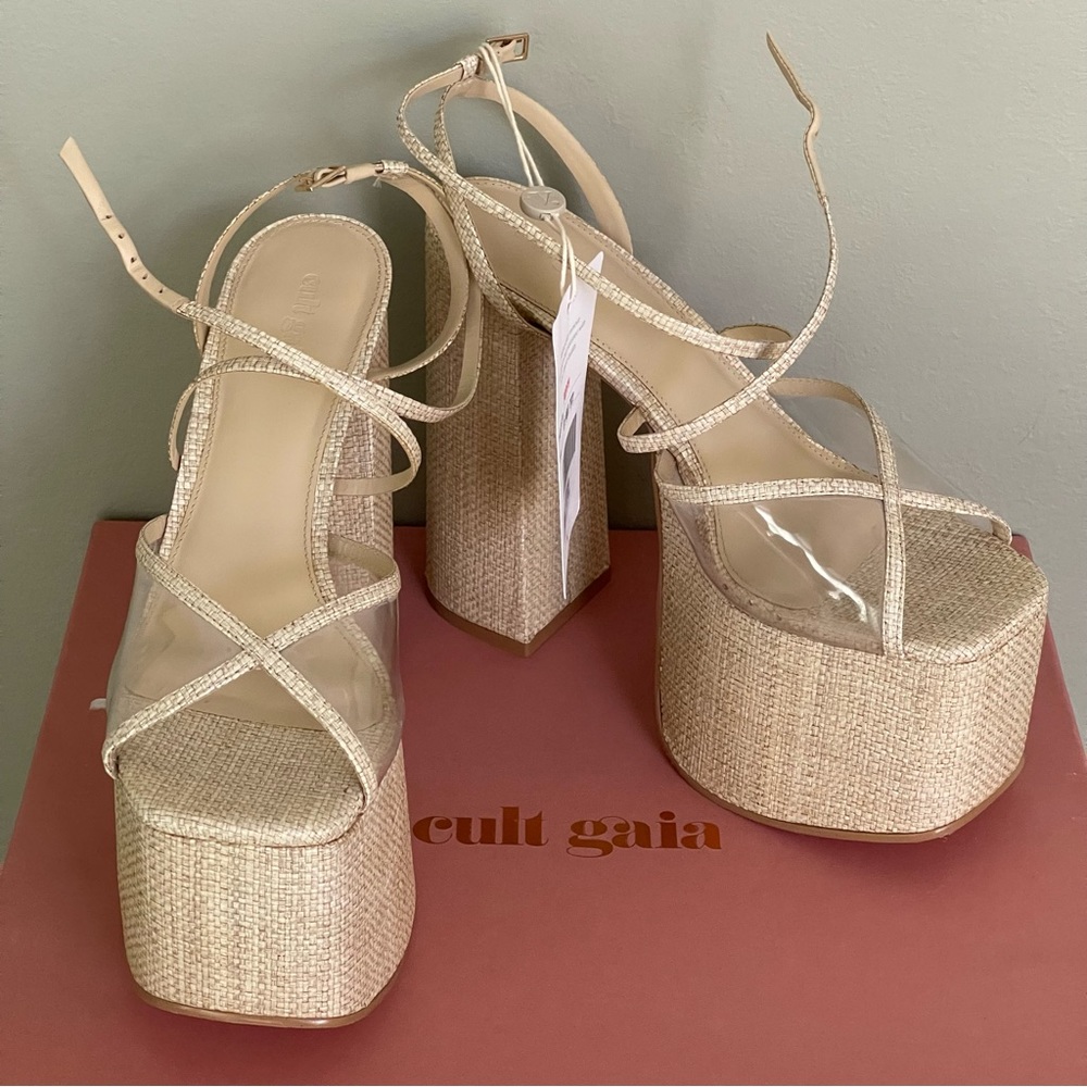 Platform cult Gaia heels wedges